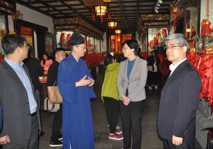 【庙观新闻】市委常委、统战部部长施小琳到上海城隍庙调研