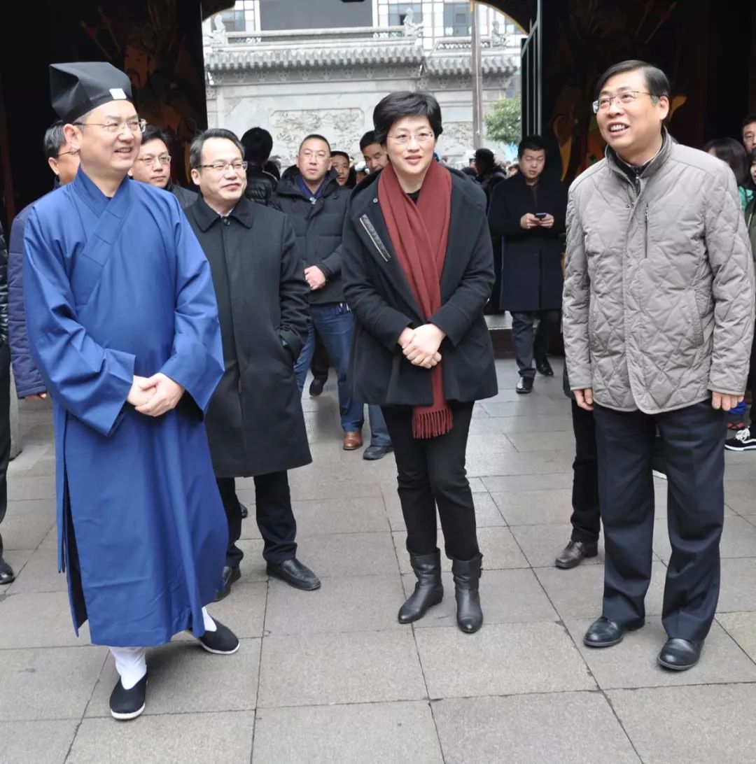 【庙观新闻】市委常委、统战部部长施小琳到上海城隍庙看望慰问道教界人士